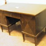 105 7004 WRITING DESK